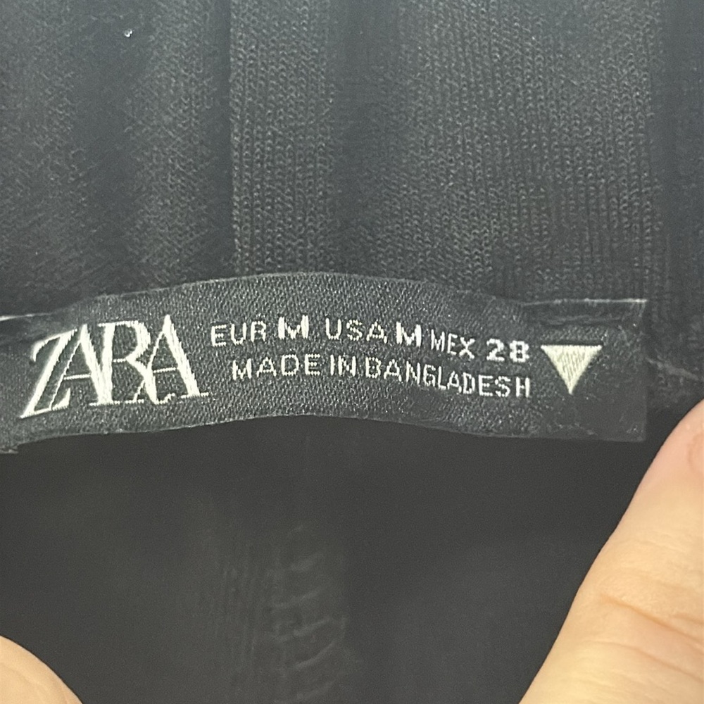 Zara Black High Waisted Pull On Ponte Pin Tuck Seam Comfortable Pant Size Medium - Picture 5 of 7